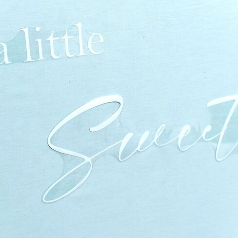 ملصق حائط A Little Sweetheart is On The Way - ملصق حائط لحفلة عيد الحب لقوس البالون، يكشف عن الجنس على شكل قلب فتاة أو فتى مع ملصق قلوب للحفلات in Kuwait