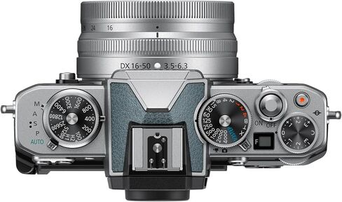 كاميرا Nikon Z fc بدون مرآة مع عدسة Z DX مقاس 16-50 مم f/3.5-6.3 VR (أزرق طباشيري) in Saudi Arabia
