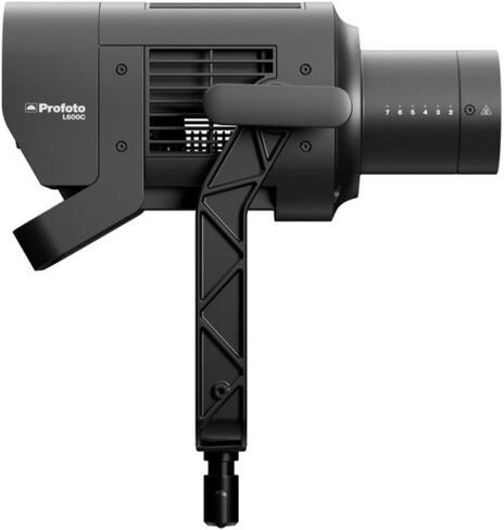 مصباح LED Profoto L600C - CCT عريض للغاية وخالي من الوميض مع تصميم خفيف الوزن وتحكم لاسلكي (أسود) in Saudi Arabia