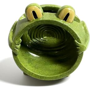 Amacthysh Cell Phone Stand with Sound Amplifier,Frog Amplifying Phone Speaker, Ceramic Desktop Cell Phone Speaker Holder,Green Loudspeaker Mini Megaphone Smartphone Stand Decor in Saudi Arabia