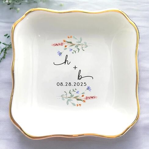Personalized Couple Portrait Photo Ring Dish Engagement Gift, Ring Holder Dish Wedding Gift, Trinket Dish for Bride Wife, Jewelry Tray Gifts for Newly Engaged Couple Anniversary in Saudi Arabia