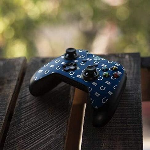 ملصق Skinit المخصص للألعاب متوافق مع وحدة تحكم Xbox One Elite - تصميم سلسلة NFL Indianapolis Colts Blitz المرخص رسميًا in Kuwait