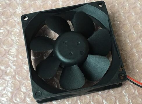 DFB0824HH 80x80x25mm 24V 0.18A 4.32W 2-Wire Cooling Fan in Saudi Arabia