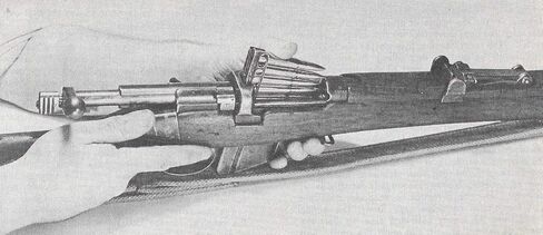 مشابك متجرد، 5 rd، Enfield 303 SMLE - إصدار الجيش الأسترالي الأصلي - 10 عبوات كاملة مع القطن الأصلي 50rd Bandolier - حالة مخزون قديم جديد in Kuwait