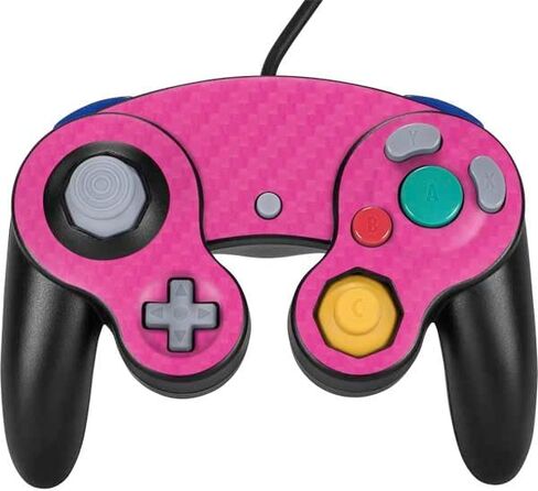 غلاف Skinit المخصص للألعاب متوافق مع وحدة تحكم Nintendo Gamecube - تصميم مادة من ألياف الكربون الوردية المتخصصة in Kuwait
