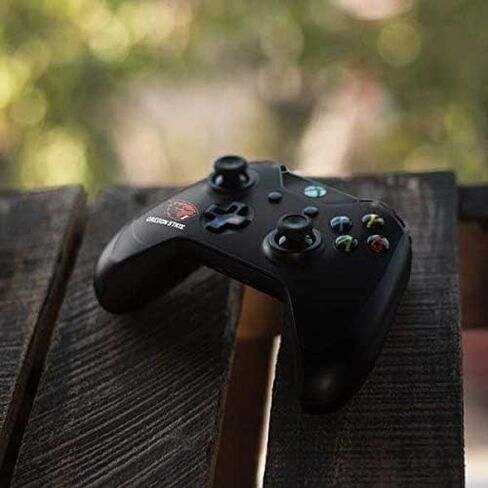 ملصق Skinit المخصص للألعاب متوافق مع وحدة تحكم Xbox One Elite - تصميم مرخص رسميًا من College Oregon State Beavers in Kuwait