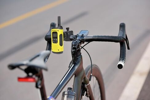 HYSHIKRA Bike Walkie-Talkie Mount، E-Bike Bike Scooter Radio حامل شماعات لـ Baofeng UV5R Motorola Talkabout Kenwood Yaesu Midland CB راديو محمول in Kuwait