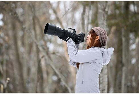 عدسة Nikon NIKKOR Z مقاس 180-600 مم وببؤرة f/5.6-6.3 VR (Nikon Z) (20117) + محول FTZ II + بطاقة ذاكرة سعة 64 جيجابايت + حقيبة ظهر + Monopod + قارئ بطاقات + برنامج Corel Photo + مجموعة مرشح + محفظة ذاكرة + المزيد in Saudi Arabia