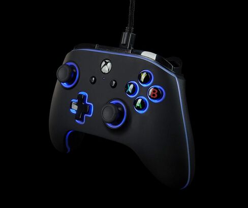 وحدة التحكم السلكية المضيئة المحسنة PowerA Spectra لأجهزة Xbox One، لوحة الألعاب، وحدة تحكم ألعاب الفيديو السلكية، وحدة تحكم الألعاب، Xbox One، تعمل مع Xbox Series X|S in Kuwait