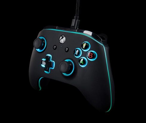 وحدة التحكم السلكية المضيئة المحسنة PowerA Spectra لأجهزة Xbox One، لوحة الألعاب، وحدة تحكم ألعاب الفيديو السلكية، وحدة تحكم الألعاب، Xbox One، تعمل مع Xbox Series X|S in Kuwait