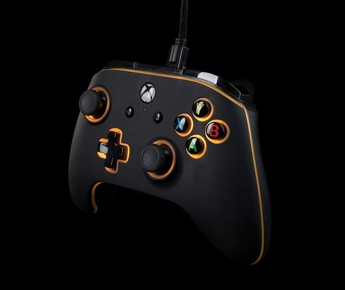 وحدة التحكم السلكية المضيئة المحسنة PowerA Spectra لأجهزة Xbox One، لوحة الألعاب، وحدة تحكم ألعاب الفيديو السلكية، وحدة تحكم الألعاب، Xbox One، تعمل مع Xbox Series X|S in Kuwait