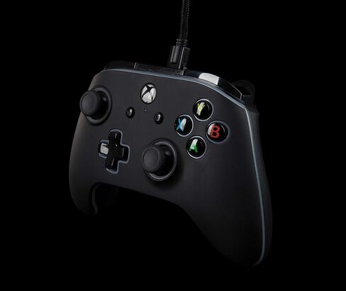 وحدة التحكم السلكية المضيئة المحسنة PowerA Spectra لأجهزة Xbox One، لوحة الألعاب، وحدة تحكم ألعاب الفيديو السلكية، وحدة تحكم الألعاب، Xbox One، تعمل مع Xbox Series X|S in Kuwait