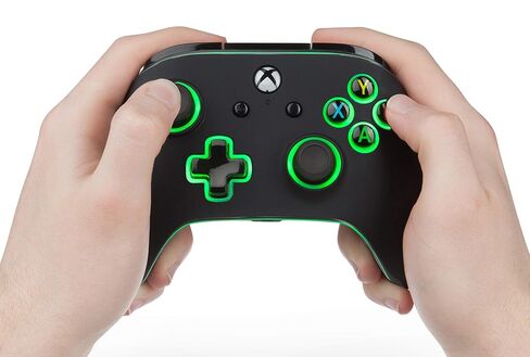 وحدة التحكم السلكية المضيئة المحسنة PowerA Spectra لأجهزة Xbox One، لوحة الألعاب، وحدة تحكم ألعاب الفيديو السلكية، وحدة تحكم الألعاب، Xbox One، تعمل مع Xbox Series X|S in Kuwait