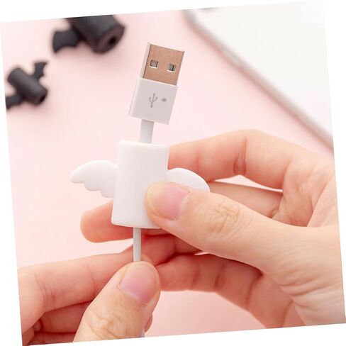 Jojofuny 6 قطع من كابل USB بجناح كرتوني لحماية سلك الشحن الأسود للبيانات ولطيف in Kuwait