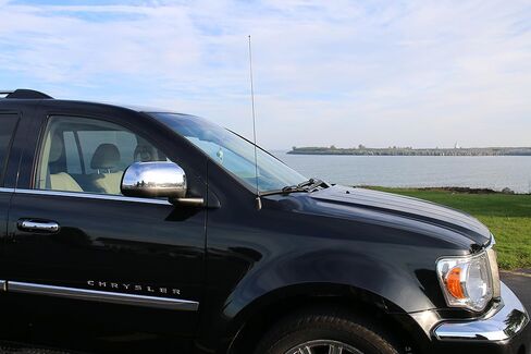AntennaMastsRus - OEM Size 31 Inch Black Antenna is Compatible with Jeep Liberty (2002-2007) - Spiral Wind Noise Cancellation - Spring Steel Construction - Stainless Steel Threading in Saudi Arabia