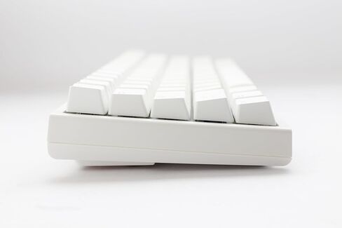 لوحة مفاتيح ميكانيكية Ducky One 2 Pro 60%: تخفيف ميكانيكا Quack، مفاتيح حمراء صامتة بلون الكرز، أغطية مفاتيح PBT مزدوجة عالية الكثافة، RGB، الولايات المتحدة، أبيض in Kuwait
