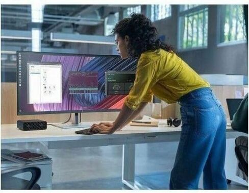 محطة عمل HP ZGX G1n - NVIDIA GB10-128 GB - 4 تيرابايت SSD - كمبيوتر صغير - أسود - NVIDIA GB10 Grace Blackwell Superchip Chip - DGX OS - NVIDIA Graphics - لوحة مفاتيح باللغة الإنجليزية - 10 جيجابت إيثرنت، 200 جيجابت in Kuwait