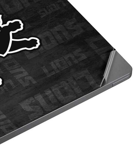 ملصق Skinit للكمبيوتر المحمول متوافق مع الكمبيوتر المحمول العالمي مقاس 16 بوصة (13 × 9.4 بوصة) - تصميم مرخص رسميًا من NFL Detroit Lions باللونين الأبيض والأسود in Kuwait