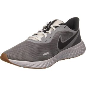 Nike Men's Revolution 5 FlyEase Extra Wide Running Shoes in Saudi Arabia