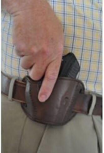 حافظة مسدس من الجلد البني لحزام Ruger LCP .380 in Kuwait
