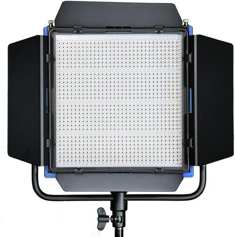 مجموعة غرفة الأخبار من سلسلة Dracast Plus - طقم إضاءة LED 3 ثنائي اللون مع حامل على شكل V وبطارية ذهبية اللون in Saudi Arabia