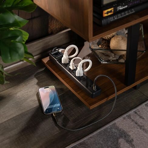 CyberPower CSP604UC واقي التيار الزائد، 1500J، 6 منافذ، 1 USB-A، 1 USB-C، سلك طاقة 4 أقدام، أسود، ETL in Saudi Arabia