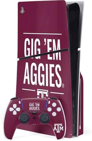 غلاف Skinit المخصص للألعاب المتوافق مع حزمة أقراص PS5 النحيفة - تصميم Gig Em Aggies المرخص رسميًا من جامعة Texas A&M in Saudi Arabia
