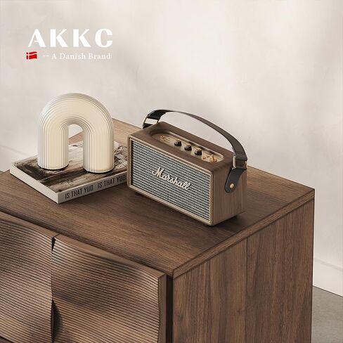 طاولات AKKC الليلية بنسيج الجوز الكلاسيكي | سعة تخزين كبيرة | أدراج| يمكن دمجه بسهولة في ديكور على الطراز الشمالي أو الحديث أو الريفي in Saudi Arabia