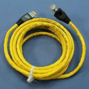 #US 5G455-7YW أصفر Cat5e 7ft كابل إيثرنت بيانات التصحيح الحبال شبكة 5 قطعة in Kuwait