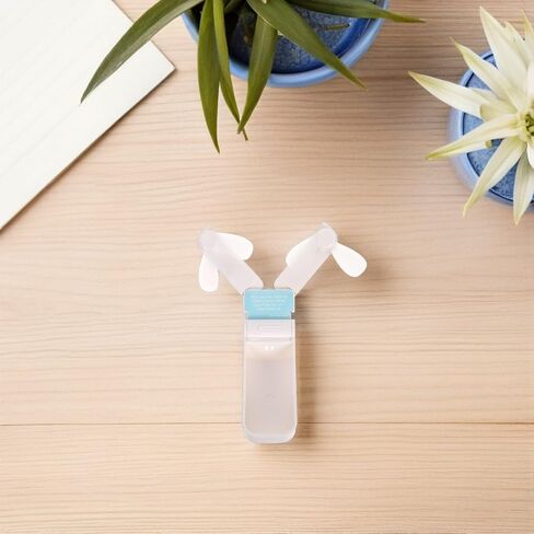 مروحة USB صغيرة محمولة برأس مزدوج قابلة للطي، جهاز تبريد صغير قابل لإعادة الشحن للسفر في الهواء الطلق، مروحة مكتب USB بيضاء in Kuwait