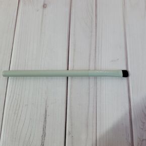 NeatEpic Cosmetic brushes Synthetic Hair, Ultra-Soft & Fluffy, Precision Blender for Seamless Eye Makeup, Makeup Brush in Saudi Arabia