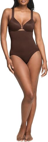 أصول Spanx ، ملابس ملهمة سلسة ، موجز عالية الخصر ، كستناء براون ، S. in Saudi Arabia