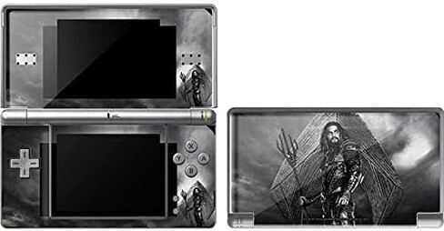 ملصق Skinit المخصص للألعاب متوافق مع DS Lite - تصميم Warner Bros Aquaman Justice League المرخص رسميًا in Kuwait