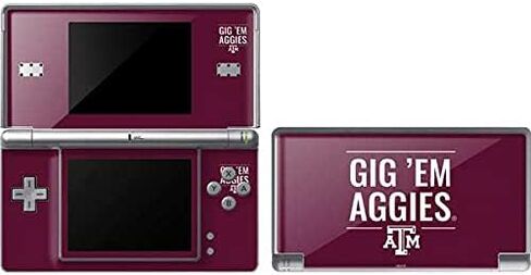 ملصق Skinit المخصص للألعاب متوافق مع DS Lite - تصميم College Gig Em Aggies مرخص رسميًا in Saudi Arabia