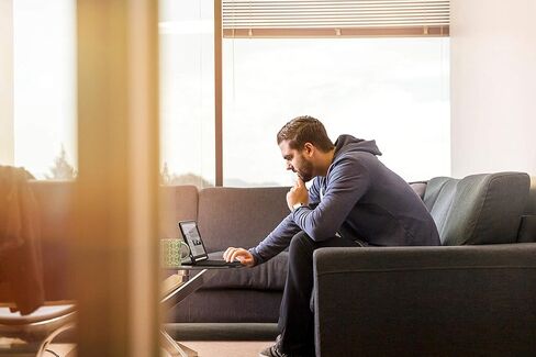 ZAGG Slimbook Go - حافظة رفيعة للغاية، مزودة بلوحة مفاتيح بلوتوث قابلة للفصل - مصنوعة لجهاز Apple iPad Pro 12.9 بوصة لعام 2019 - أسود (متجدد) in Kuwait