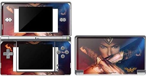 ملصق Skinit المخصص للألعاب متوافق مع DS Lite - تصميم Warner Bros Wonder Woman Amazon Princess المرخص رسميًا in Saudi Arabia