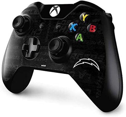 ملصق Skinit المخصص للألعاب متوافق مع وحدة تحكم Xbox One - تصميم أبيض وأسود مرخص رسميًا من NFL Los Angeles Chargers in Kuwait