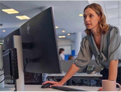 كمبيوتر مكتبي HP EliteDesk 8 G1i - Intel Core Ultra 7 265T - تقنية vPro - 16 جيجابايت - 512 جيجابايت PCI Express NVMe SSD - كمبيوتر صغير - جاك أسود - شريحة Intel Q870 - Windows 11 Pro - Intel DDR5 SDRAM - Wi- in Kuwait