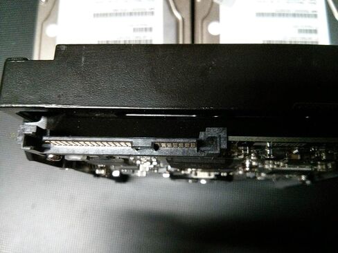 محرك الأقراص الصلبة HP Invent سعة 146 جيجابايت وسعة 15 كيلو بايت SAS 417801-001 (متجدد) in Kuwait
