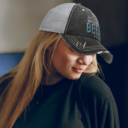 قبعة بيسبول Just A Girl Who Loves Beer Cotton Trucker Hats للرجال والنساء باللون الأسود والرمادي in Kuwait