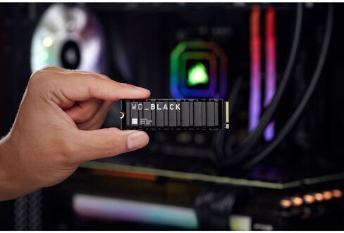 WD _Black SN850X 4TB NVMe PCIe 4.0 x4 M.2 SSD داخلي للألعاب مع مبدد حراري in Kuwait