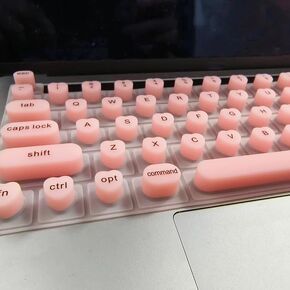 لوحة المفاتيح للأظافر الطويلة، واقي لوحة المفاتيح للأظافر الطويلة، واقي لوحة المفاتيح من السيليكون لفن الأظافر، واقي لوحة المفاتيح ثلاثي الأبعاد للكتابة الصامتة، كتابة مريحة للأظافر الطويلة (أبيض) in Kuwait