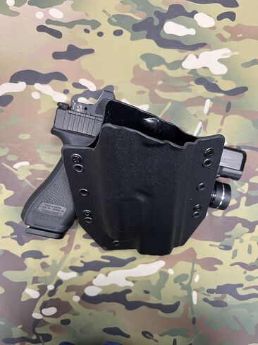 حافظة كيديكس سوداء متوافقة مع غلوك 40 ستريملايت TLR-1 TLR-HL in Kuwait