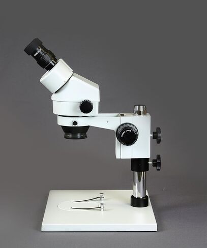 مجهر ستيريو تكبير مجهر VS-1AEZ من Vision Scientific، عدسة WF 10x، تكبير 0.7X-4.5X، تكبير 3.5X-90x، عدسة مساعدة 0.5X و2X، حامل عمود بقاعدة كبيرة in Saudi Arabia