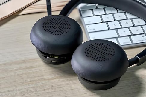 غطاء وسادة أذن بديل متوافق مع Poly Voyager Focus UC، Plantronics Voyager Focus UC B825 بكلتا الأذنين، BLACKWIRE 5220 5210 7225، Voyager Focus 2 UC، Voyager 4320 سماعة رأس in Saudi Arabia