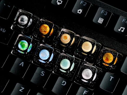 غطاء مفاتيح Jupiter Planet Artisan Keycap R1 SA Profile مخصص للنظام الشمسي الكواكب أغطية مفاتيح 1U ESC مصنوعة يدويًا من الراتنج للألعاب Galaxy Key Cap Cherry MX Switch لوحة مفاتيح ميكانيكية متوافقة (1U-Keycap-Sun) in Kuwait