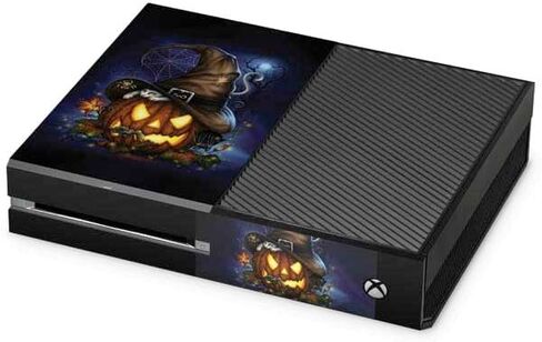 ملصق Skinit المخصص للألعاب متوافق مع وحدة تحكم Xbox One - مرخص رسميًا من Sarah Richter Halloween Cat وJack O Lantern Pumpkin من تصميم Sarah Richter in Kuwait