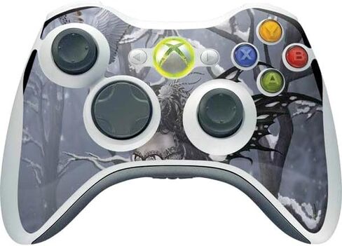 غلاف Skinit المخصص للألعاب المتوافق مع وحدة التحكم اللاسلكية Xbox 360 - مرخص رسميًا من Nene Thomas Fairy with Owl in Snow من Nene Thomas Design in Kuwait