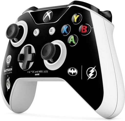 ملصق Skinit المخصص للألعاب متوافق مع وحدة تحكم Xbox One S - مرخص رسميًا من Warner Bros The Flash Movie: Batman Flash Future & Past Design in Kuwait