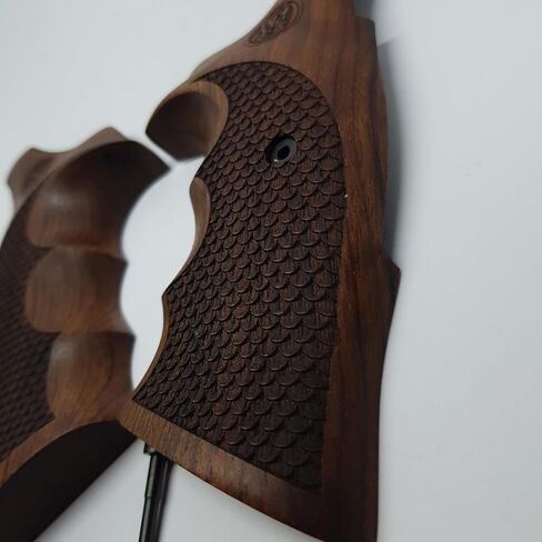 مجموعة قبضة الجوز المصنوعة بدقة متوافقة مع مسدسات الإطار Smith & Wesson N بمقبض خشبي مريح بمؤخرة مستديرة in Kuwait